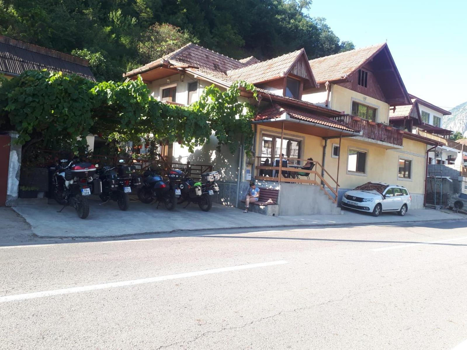 Casa Dina Hotel เบยเล เฮร์คูลาเน ภายนอก รูปภาพ